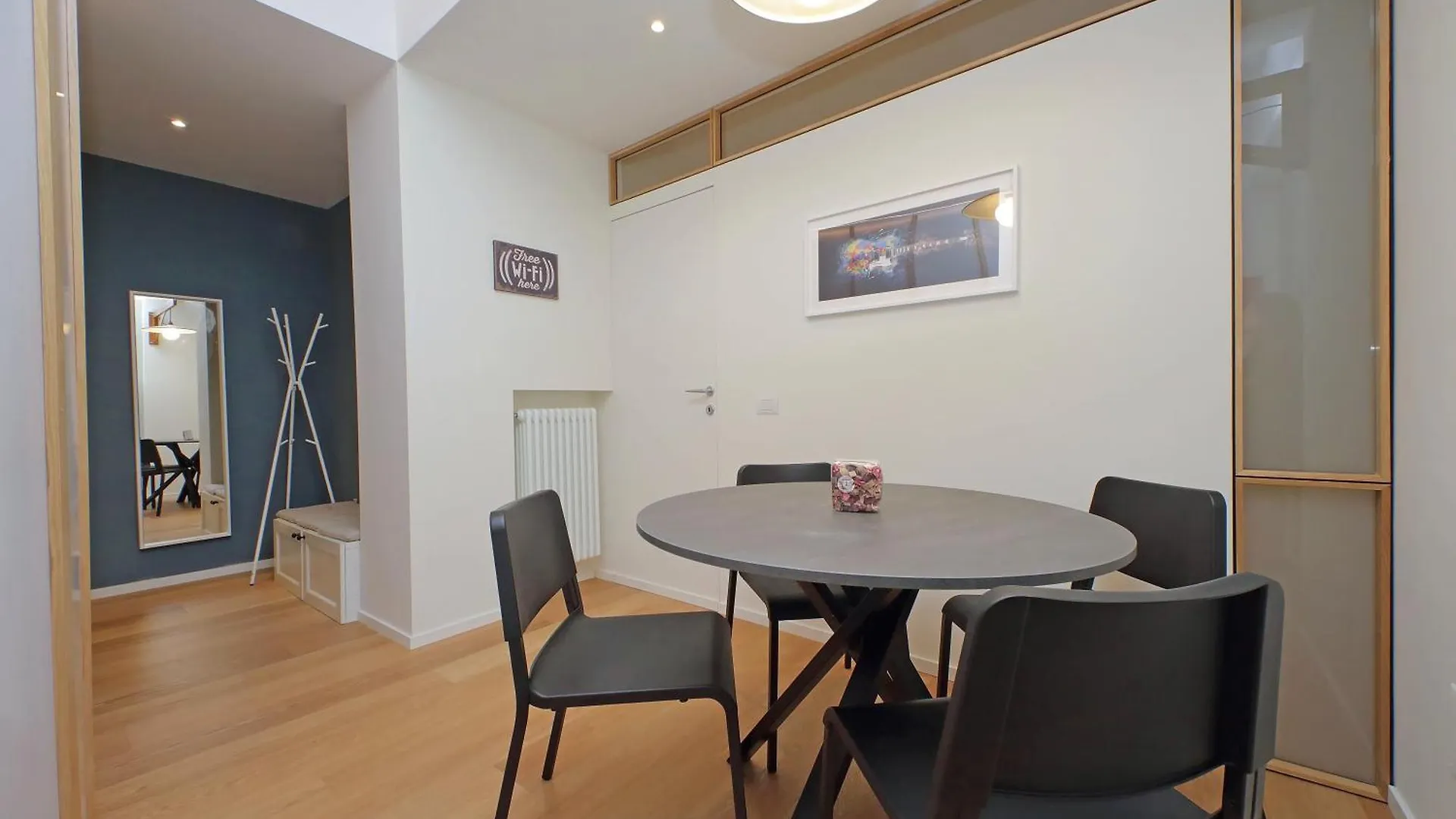 Modern Family Apartment Roma 0*,  Italia