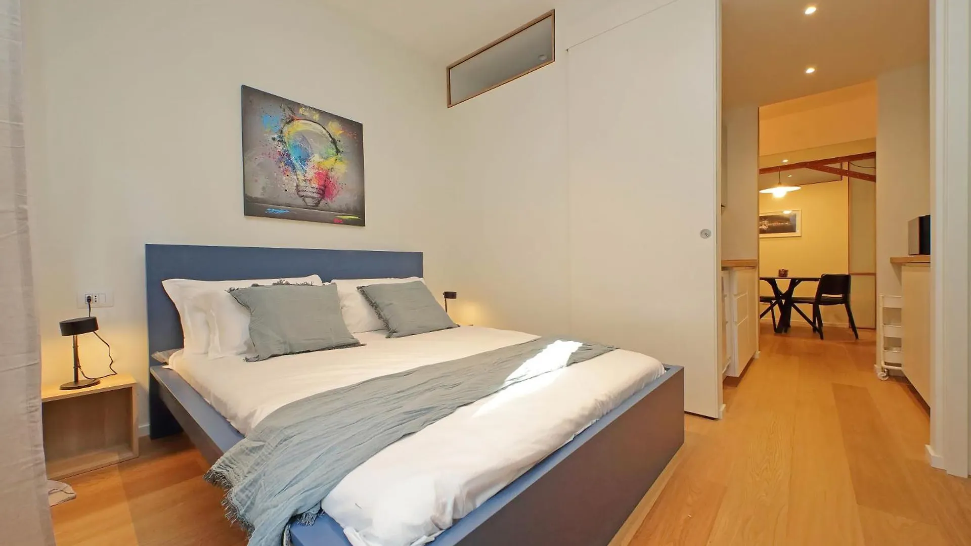 Modern Family Apartment Roma 0*,